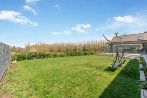 Photo 16- click for photo gallery